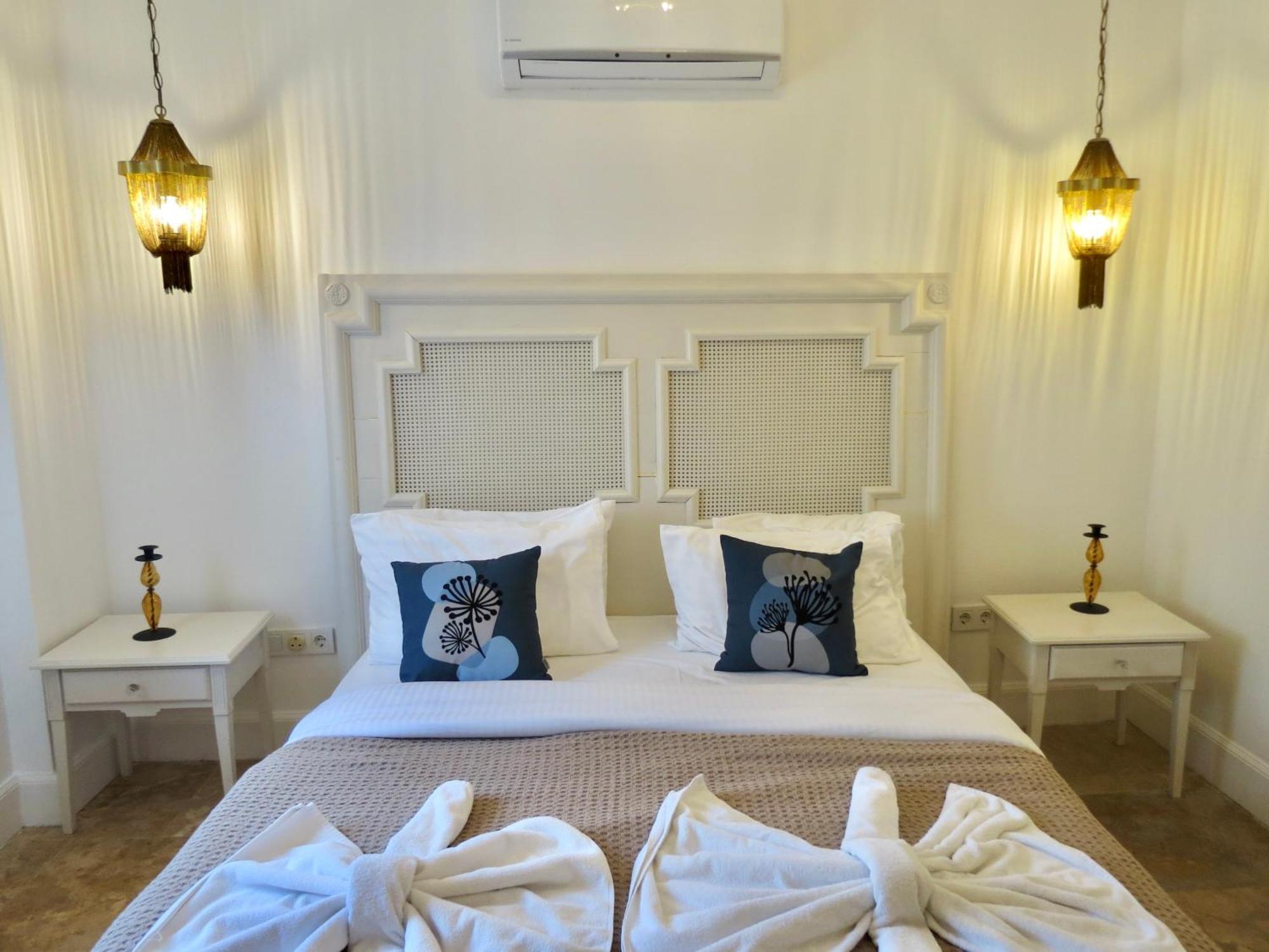 Fedora Otel Alacatı Bagian luar foto