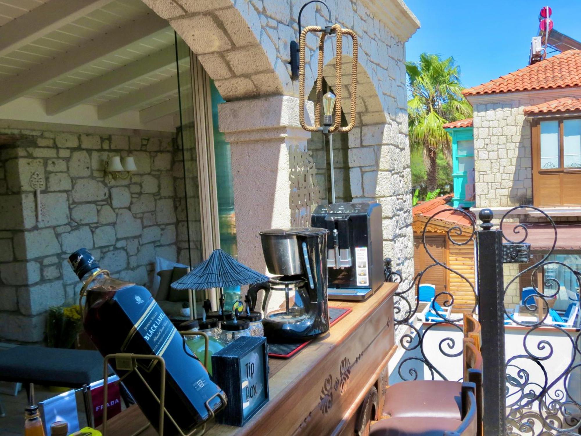 Fedora Otel Alacatı Bagian luar foto