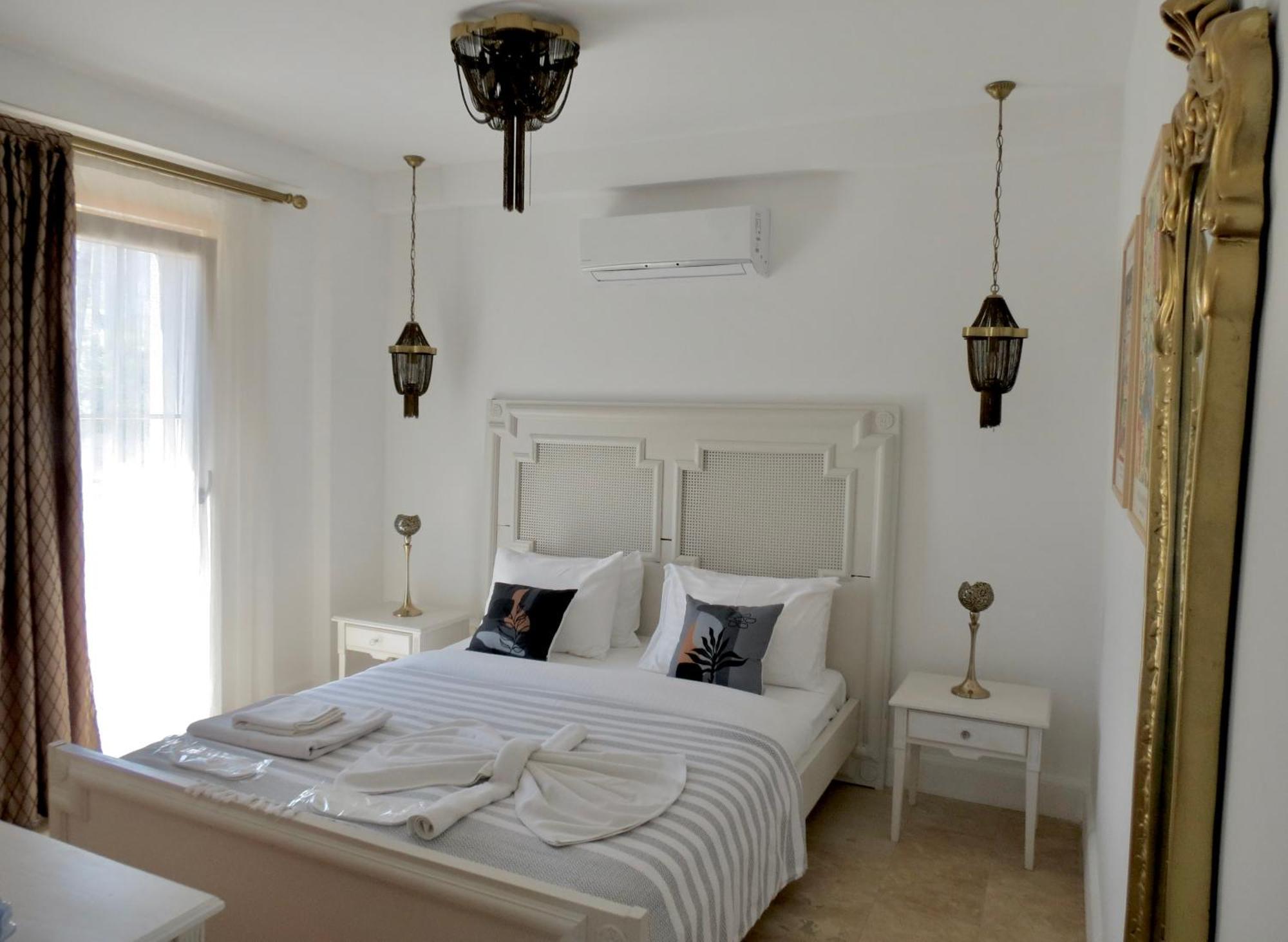 Fedora Otel Alacatı Bagian luar foto